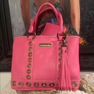 ISABELLA FIORE w pouch…Stylish Tote Bag with Tassel and Grommet